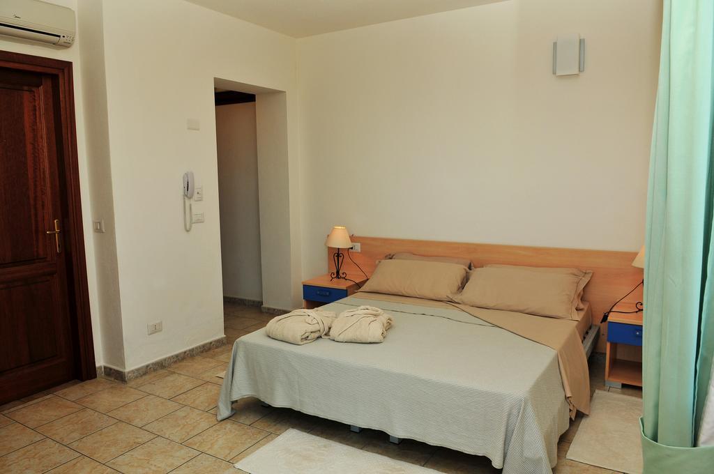 Hotel Castello Budoni Pokoj fotografie