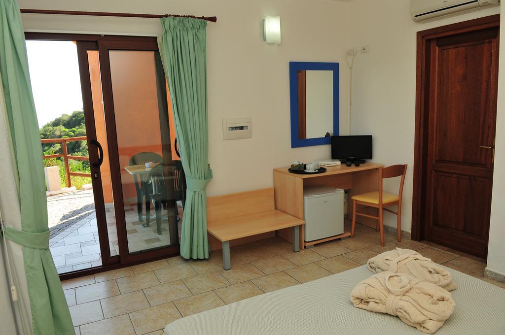 Hotel Castello Budoni Pokoj fotografie