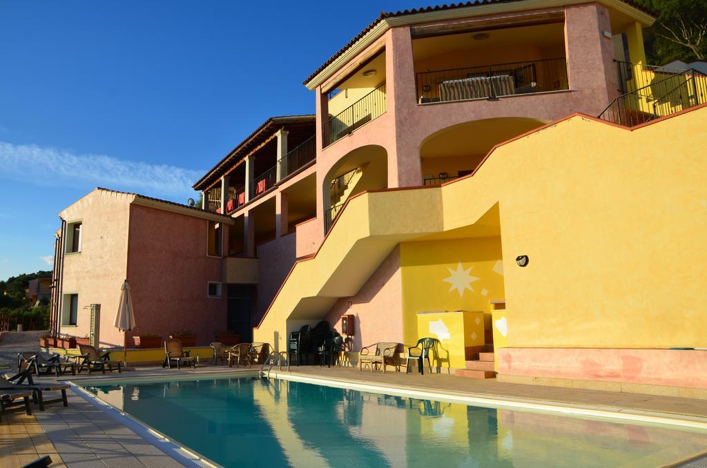Hotel Castello Budoni Exteriér fotografie